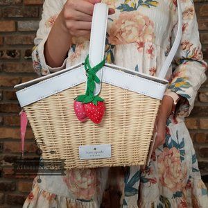 Kate Spade Picnic In Park Basket Strawberry CREAM